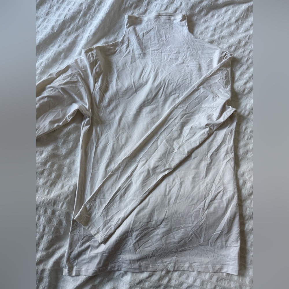 Uniqlo Airism Turtleneck